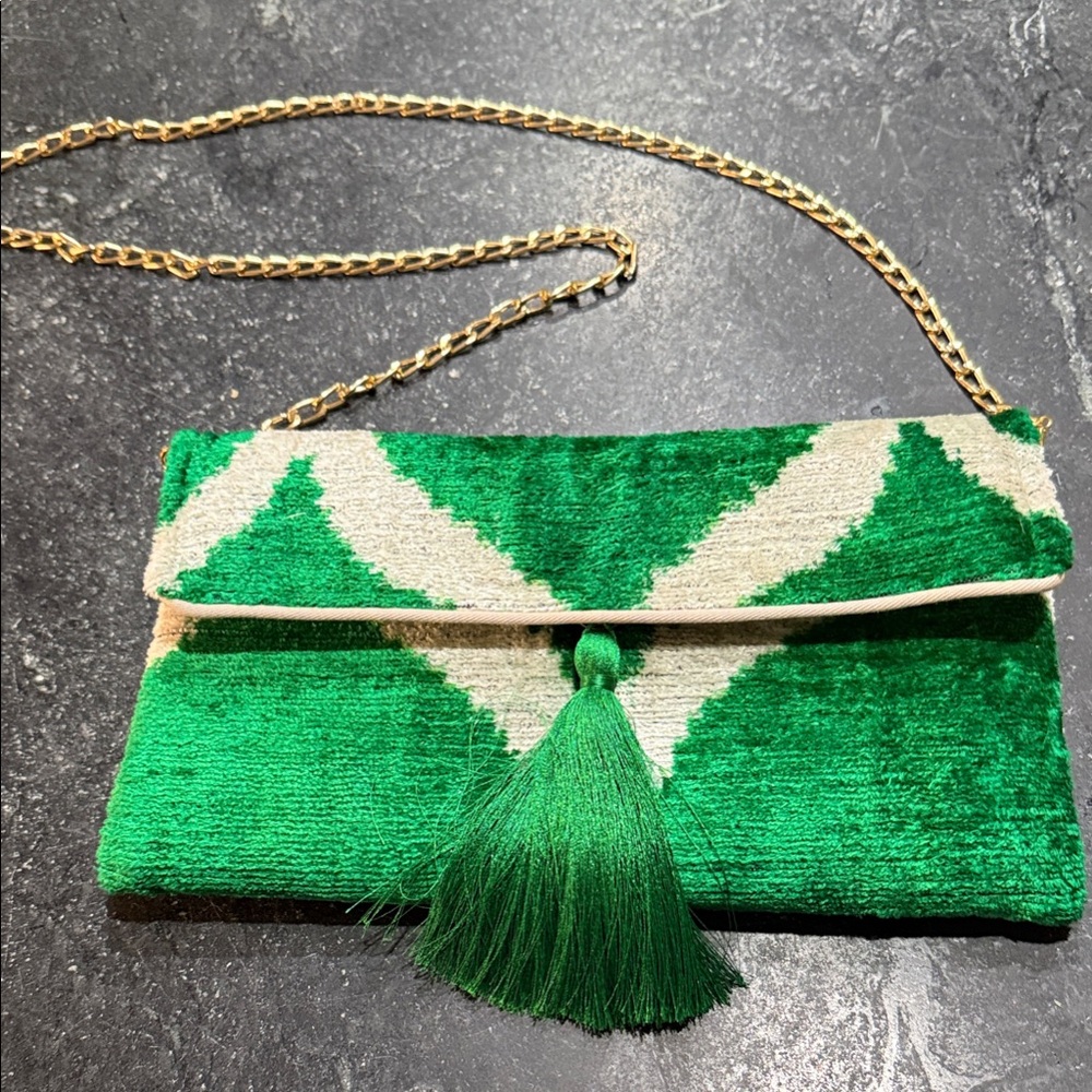 Elegant Green and Cream velvet Clutch with Tassel Olay